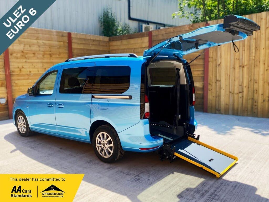 2024 Ford Tourneo Connect 2.0 Titanium Auto