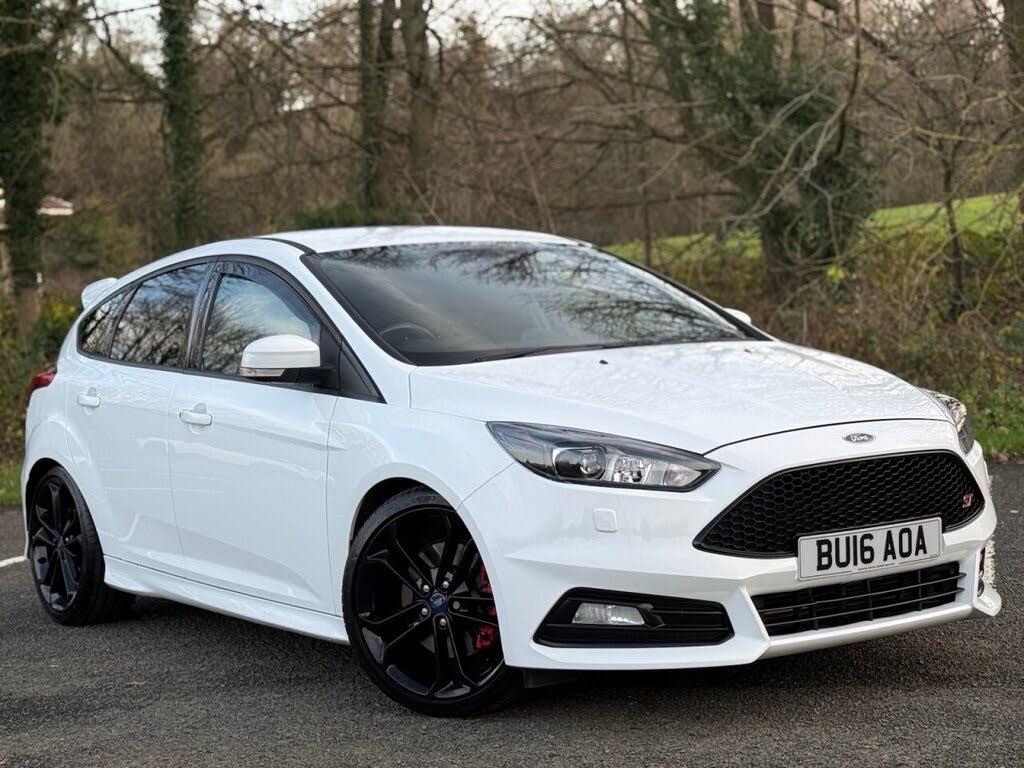 2016 Ford Focus 2.0T ST3 Hatchback