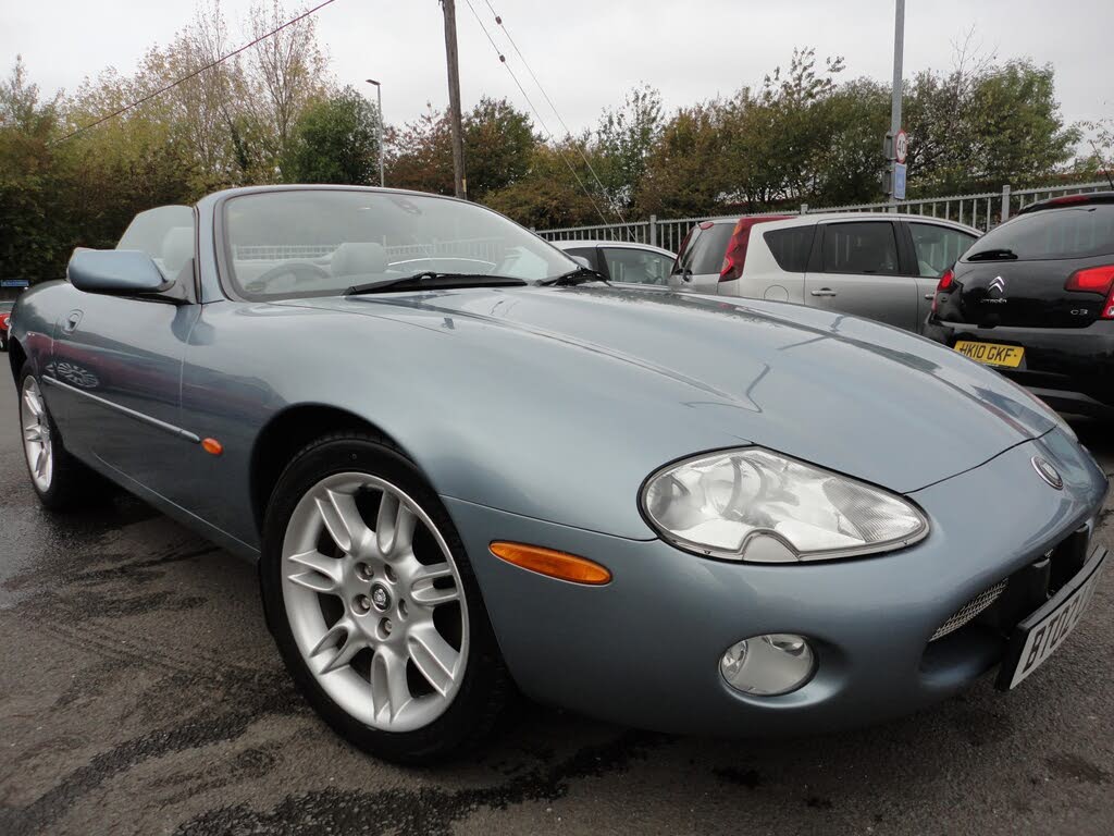 2002 Jaguar XK8 4.0 Convertible