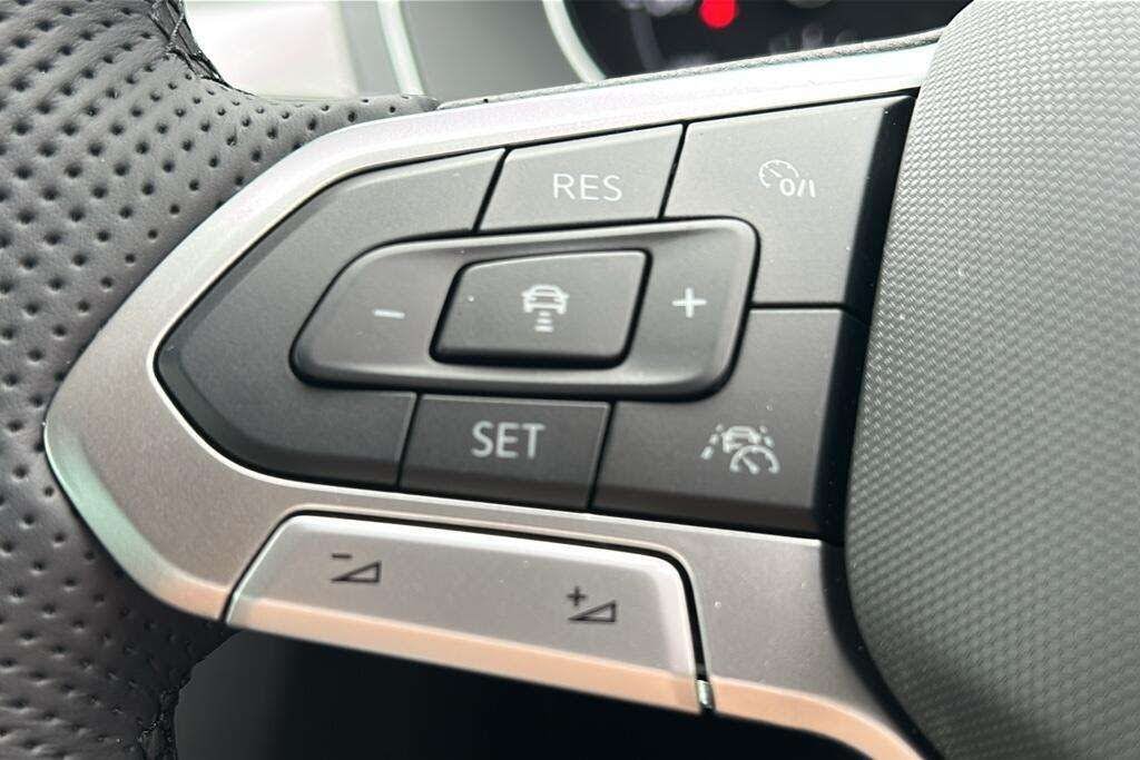 2025 Volkswagen Passat