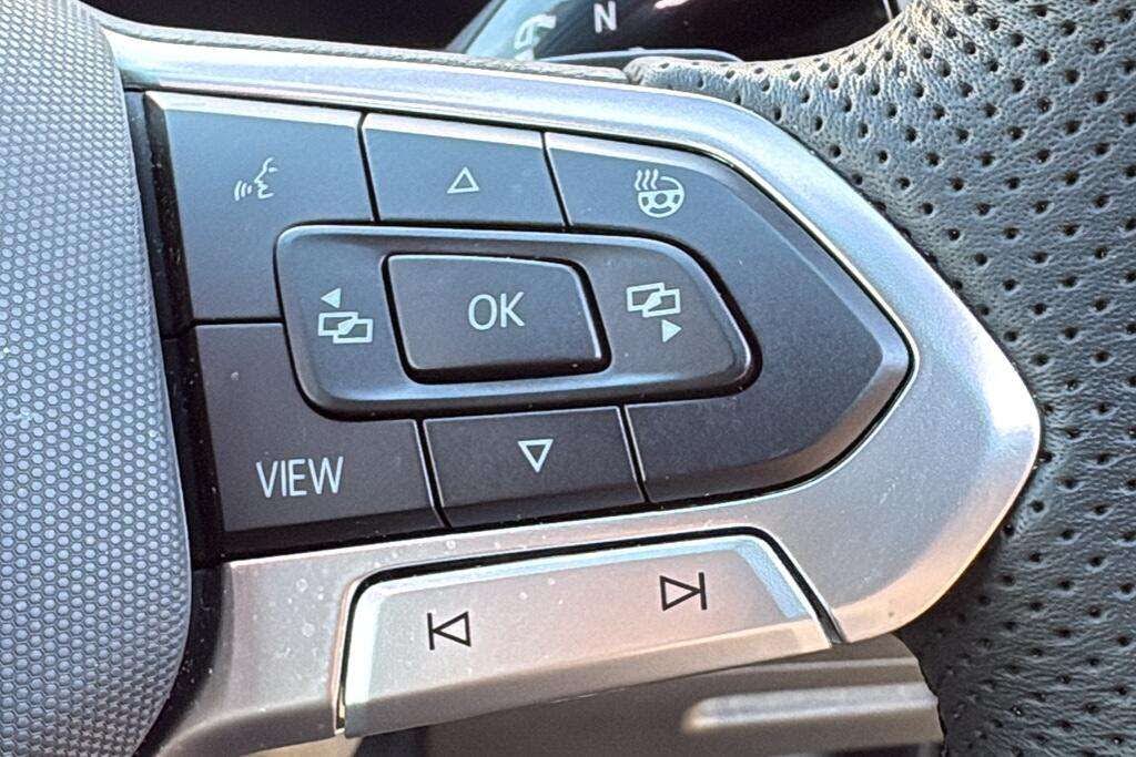 2025 Volkswagen Tiguan 1.5 eTSI R-Line