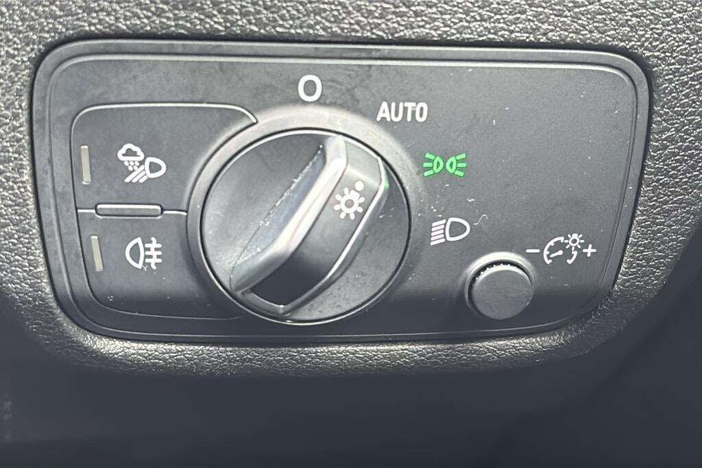 2019 Audi Q2 1.5 35 TFSI S Line (CoD)