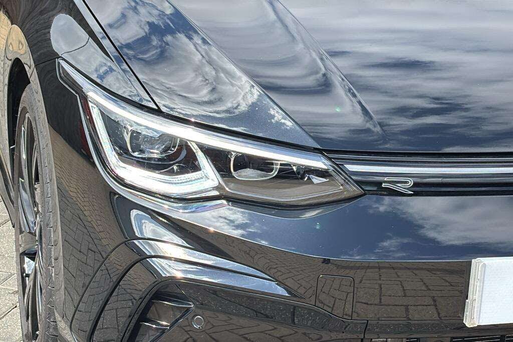 2024 Volkswagen Golf 2.0 TSI Black Edition
