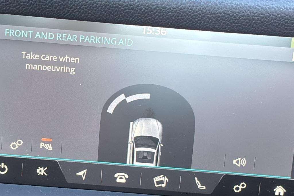 2021 Jaguar XF 2.0TD Chequered Flag (240ps) AWD Saloon 4d Auto