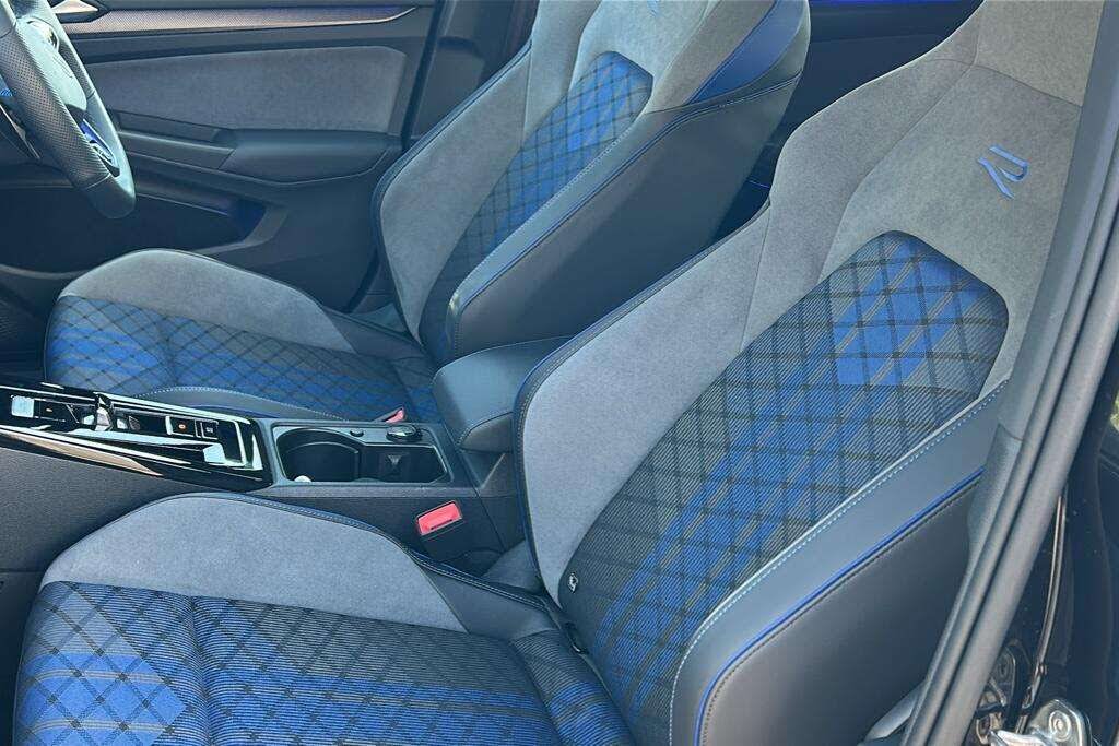 2025 Volkswagen Golf 2.0 TSI R Black Edition