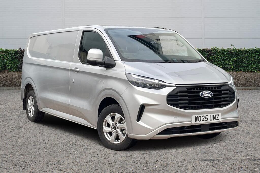 2025 Ford Transit Custom 2.0TDCi 280 L2H1 Limited Panel Van 1996cc auto
