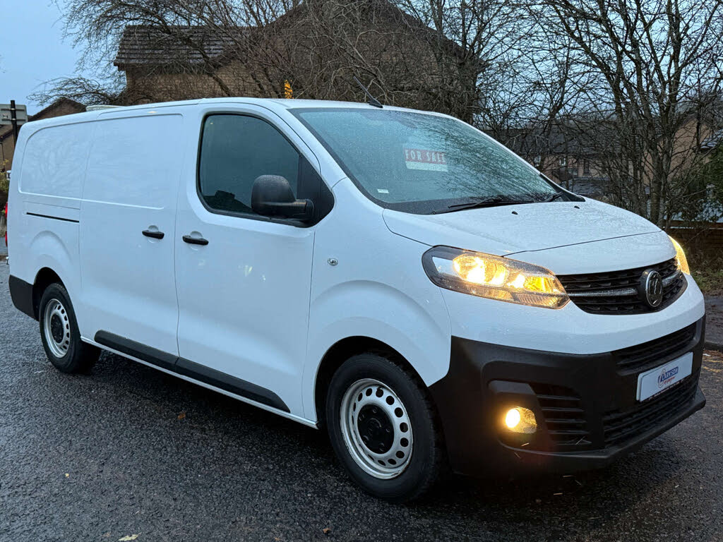 2022 Vauxhall Vivaro 1.5TD 2900 L2H1 Dynamic