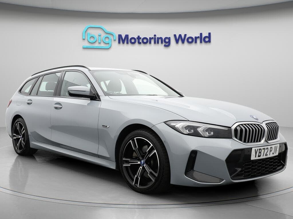 2022 BMW 3 Series 2.0 330e M Sport Touring 5d