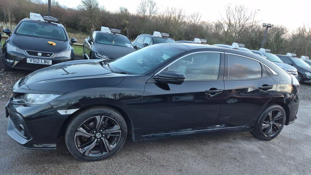 2018 Honda Civic 1.6 i-DTEC EX (s/s) Hatchback 5d