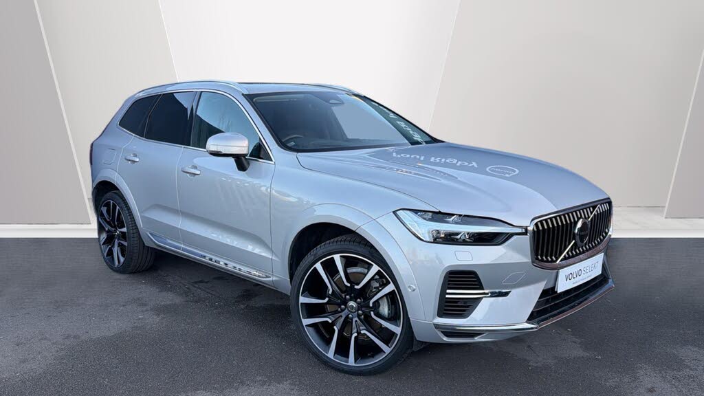 2024 Volvo XC60 2.0 T8 Ultra (Dark