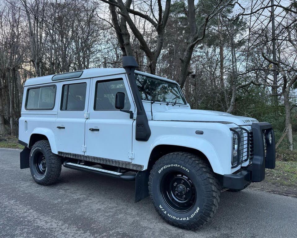 2011 Land Rover 110 Defender 2.4TD XS Station Wagon 5 drs
