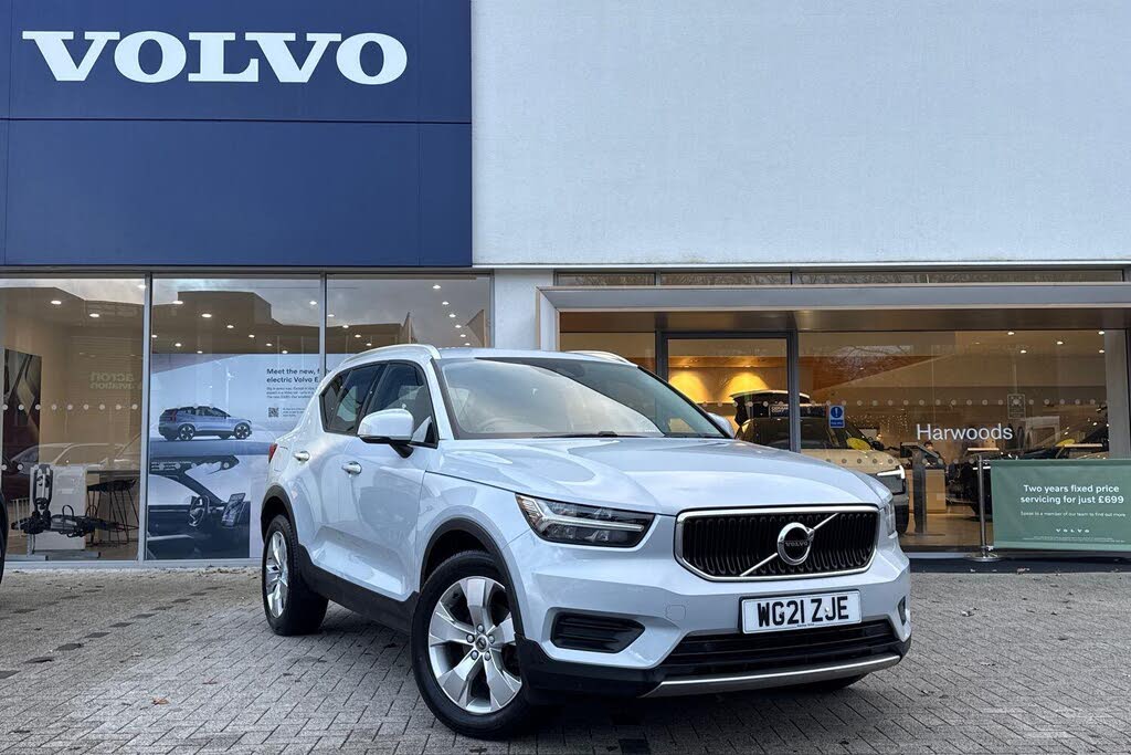 2021 Volvo XC40 1.5 T3 Momentum (161bhp)