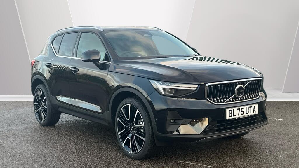 2025 Volvo XC40 2.0 B4 Ultra (Dark