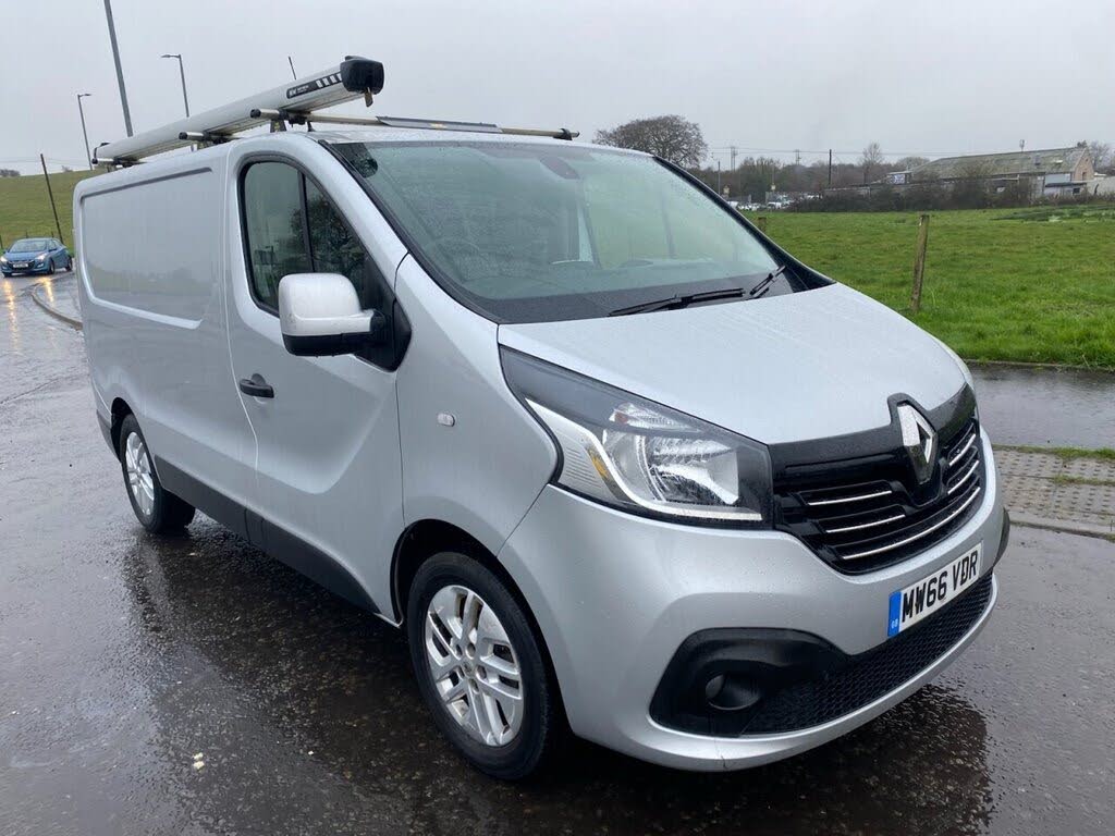 2016 Renault Trafic 1.6dCi SL27 120 Sport Nav Panel