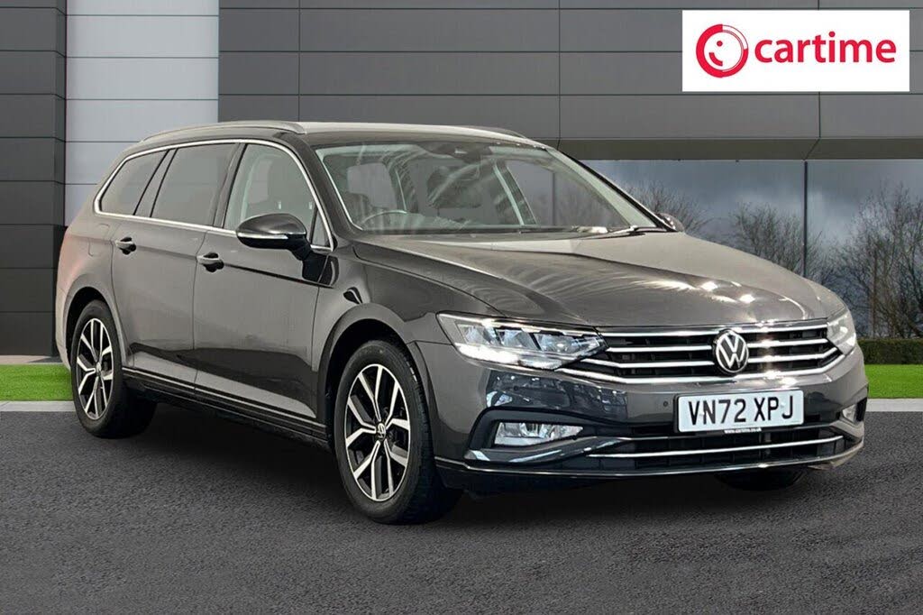 2022 Volkswagen Passat 1.5 TSI SEL Estate 5d DSG