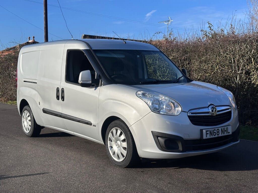 2018 Vauxhall Combo 1.6TD Sportive 2300 L2H1 Panel