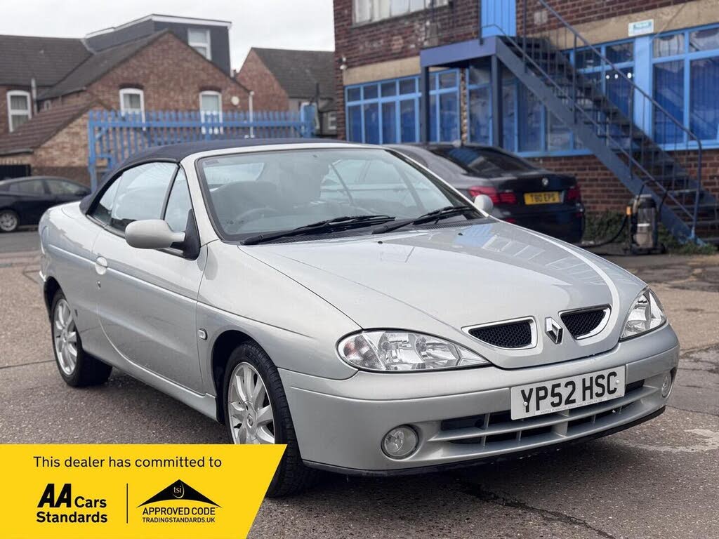 2002 Renault Megane 2.0 Privilege + Cabriolet
