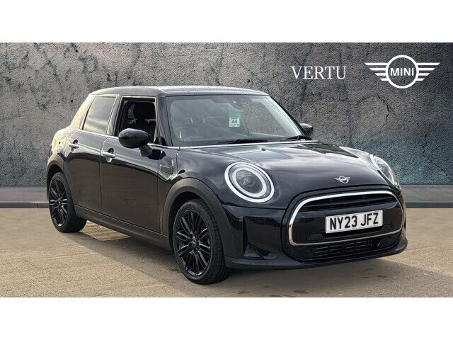 2023 MINI Mini 1.5 Cooper Exclusive (Premium Auto) Hatchback 5d Auto