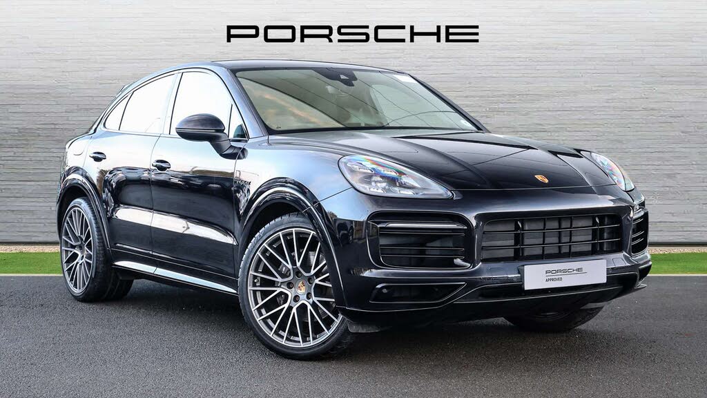 2022 Porsche Cayenne 3.0 V6 E-Hybrid Coupe