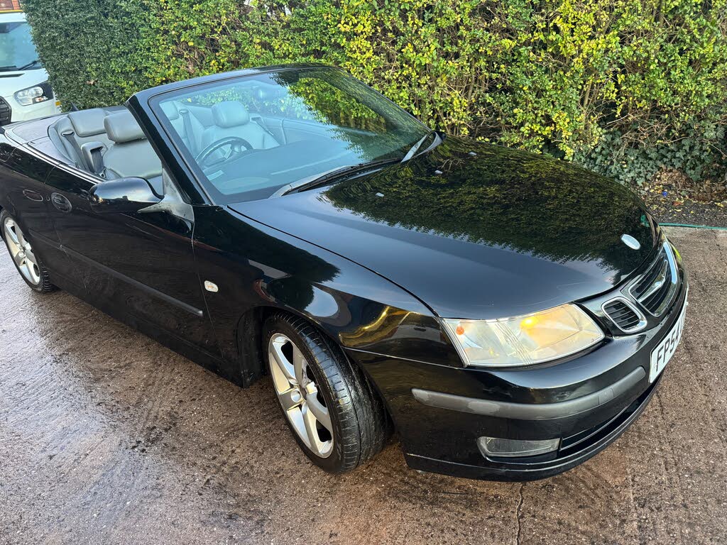 2004 Saab 9-3 2.0 Vector Convertible 2d