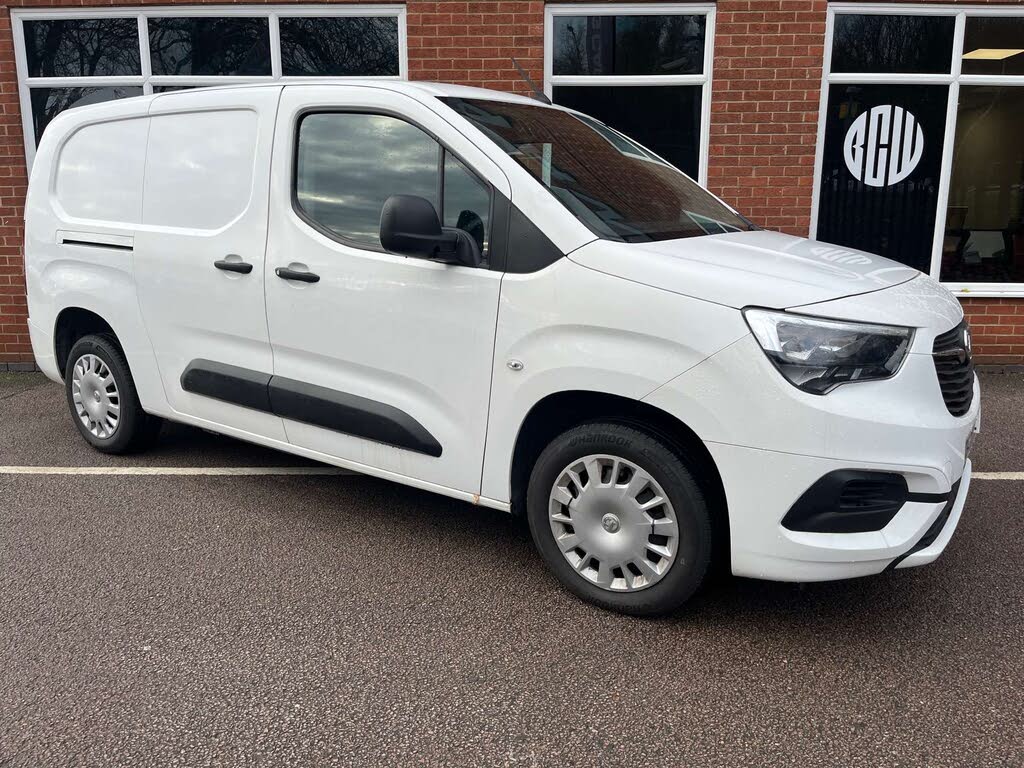 2020 Vauxhall Combo 1.5CDTi Sportive 2300 (100PS)(EU6d-T) L2H1 Panel