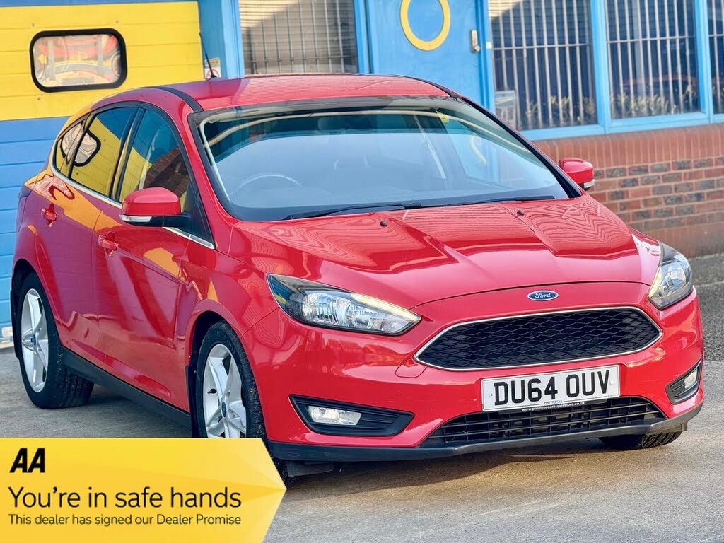 2015 Ford Focus 1.0 Zetec (125ps) Hatchback