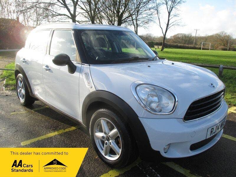 2014 MINI Mini Countryman 1.6TD One D (Pepper)