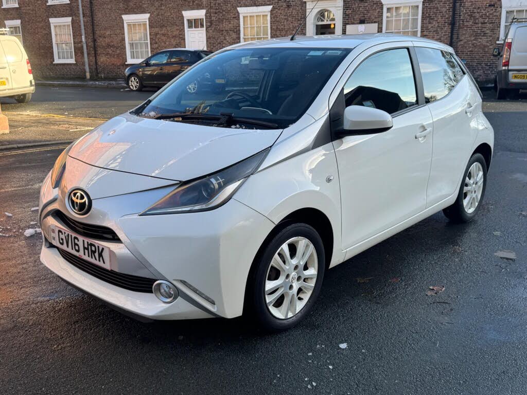 2016 Toyota AYGO 1.0 VVT-i x-pure 5d