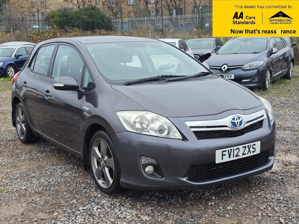 2012 Toyota Auris 1.8 VVT-i HSD T4