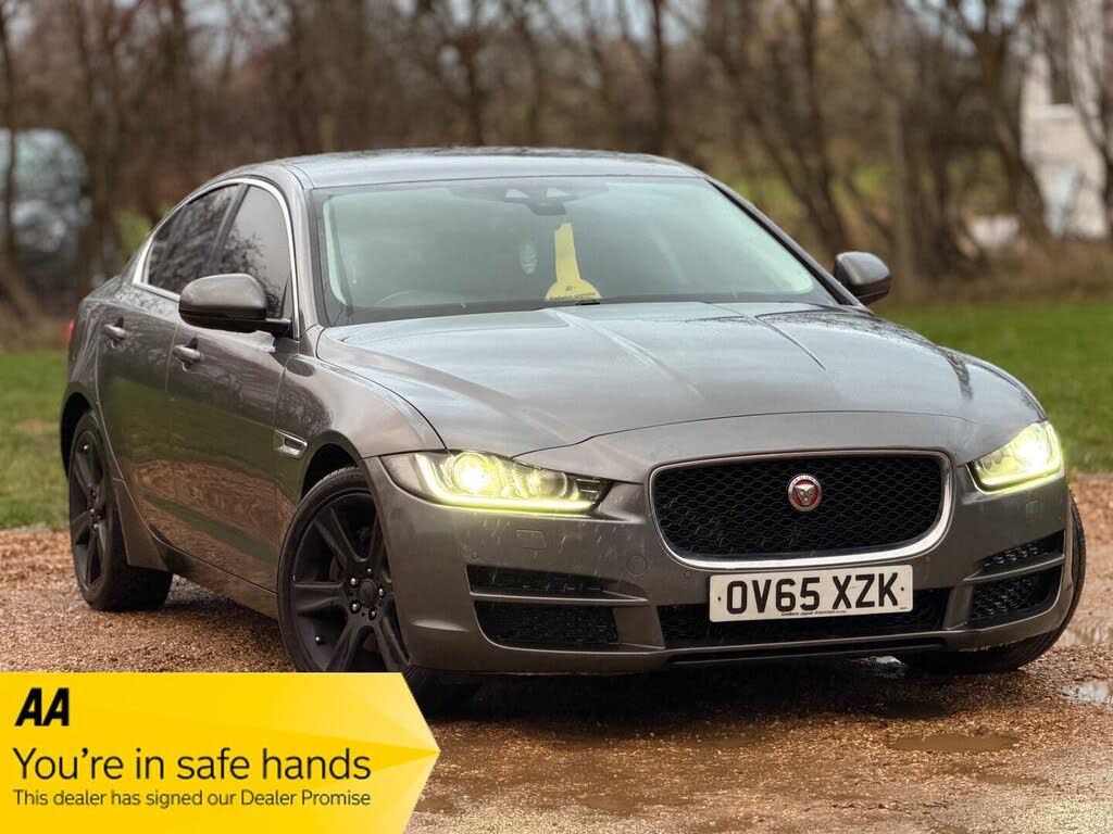 2016 Jaguar XE 2.0TD Portfolio (180ps) Auto