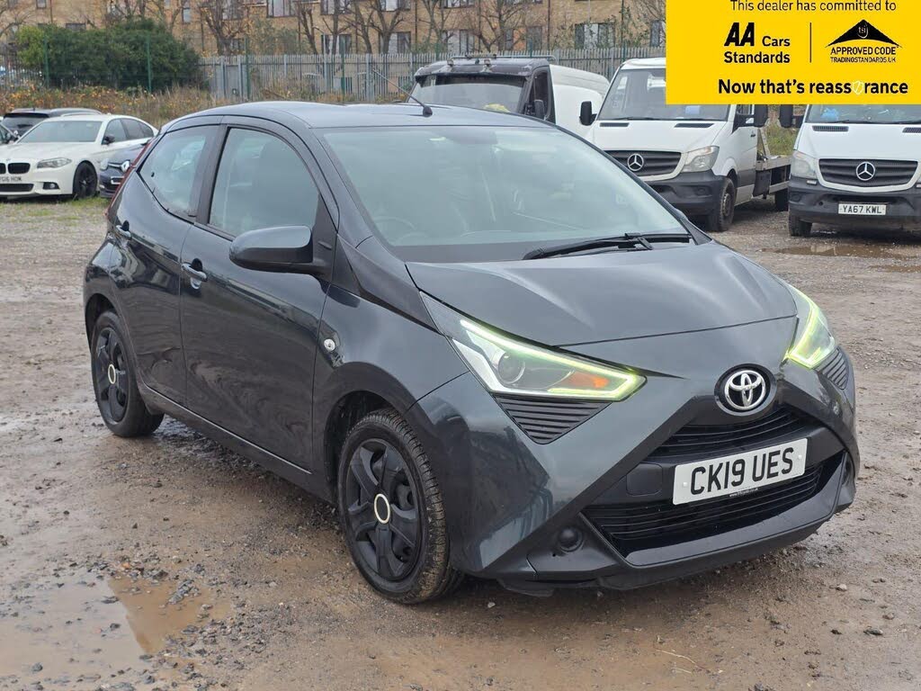 2019 Toyota AYGO 1.0 VVT-i x-play (TSS) x-shift