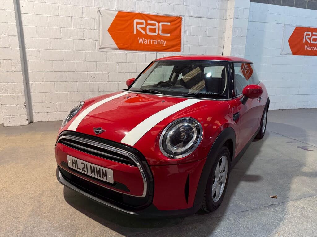 2021 MINI Mini 1.5 Cooper Classic Hatchback 3d