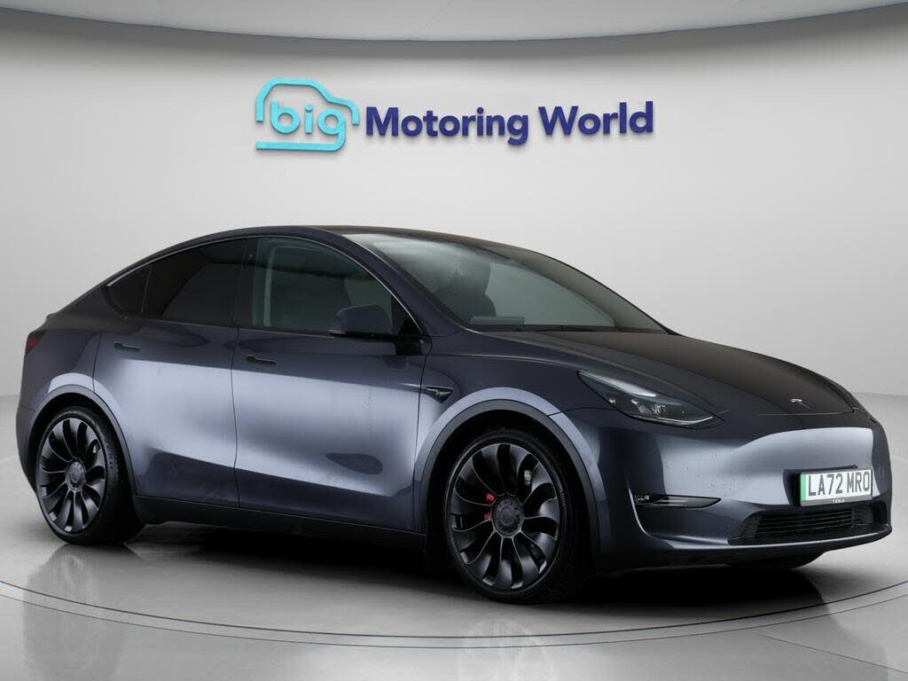 2022 Tesla Model Y E Performance