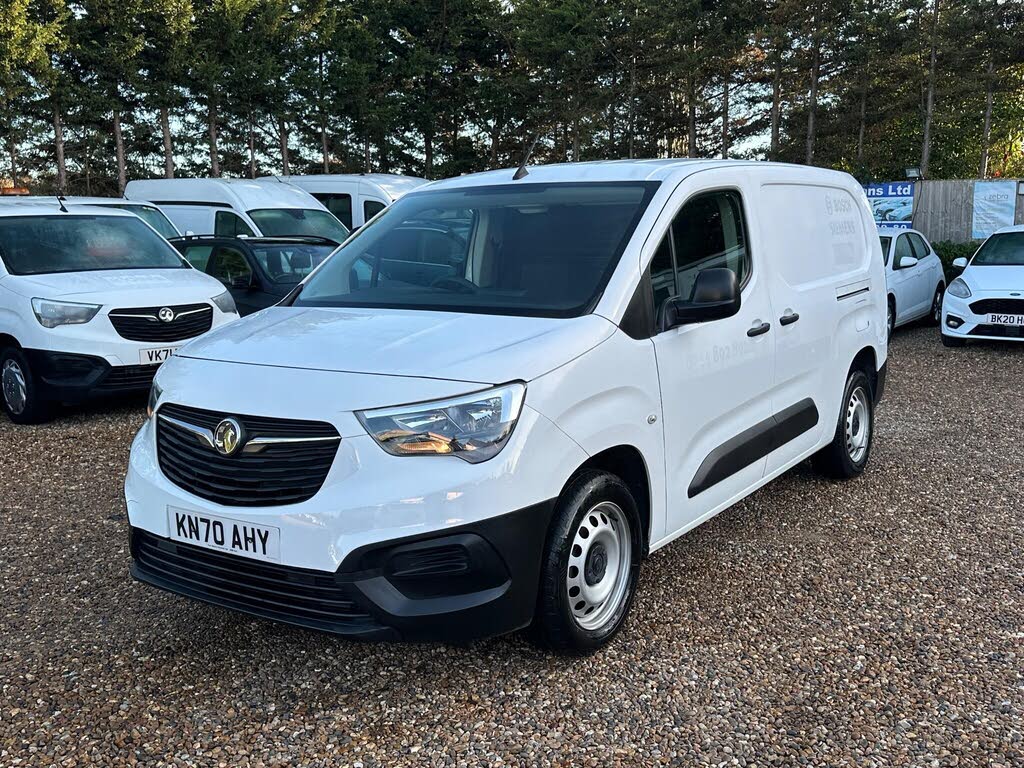 2020 Vauxhall Combo 1.5CDTi Edition 2300 (100PS)(EU6d-T) L2H1 Panel