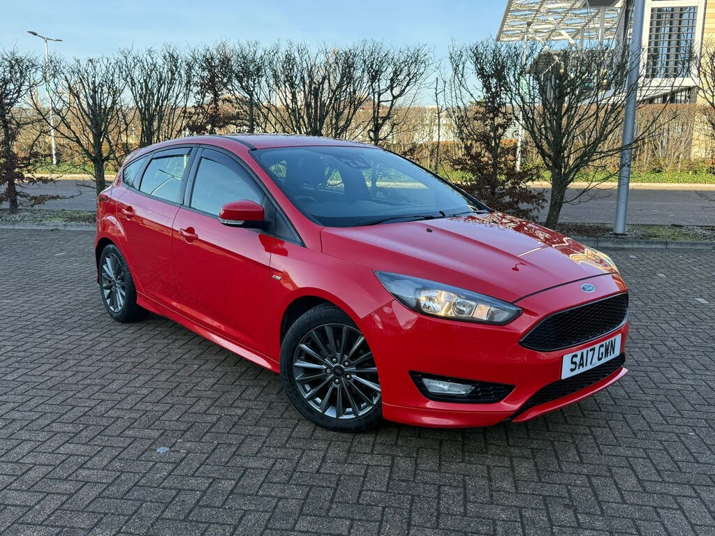 2017 Ford Focus 1.0T ST-Line (125ps) Hatchback
