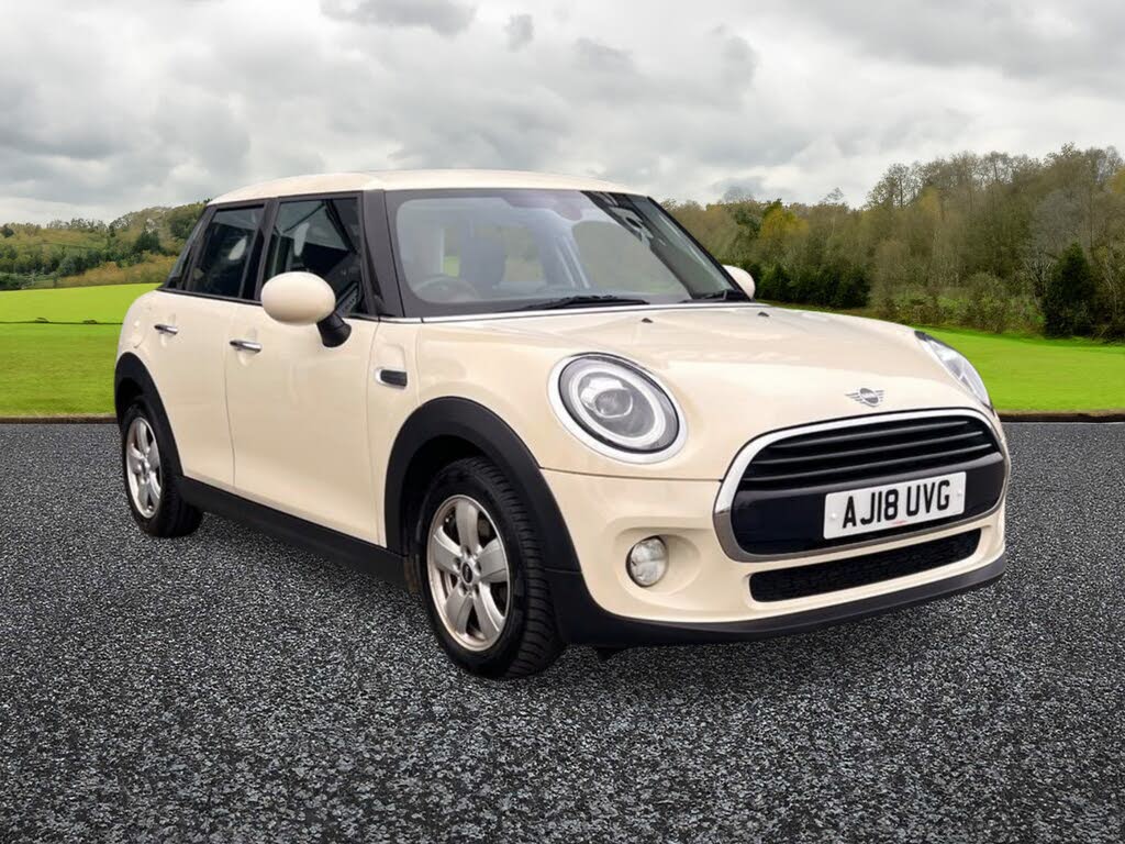 2018 MINI Mini 1.5 Cooper Series II (s/s) Hatchback 5d