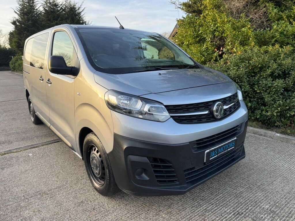 2021 Vauxhall Vivaro 2.0TD 3100 L1H1 Edition Double Cab Van