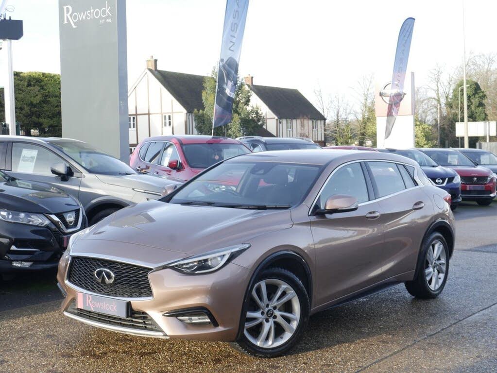 2016 Infiniti Q30 1.5d SE