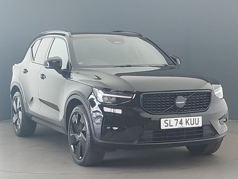 2024 Volvo XC40 2.0 B3 Plus Black Edition