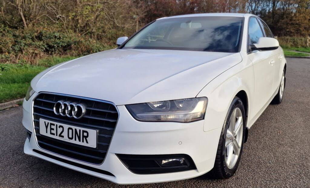 2012 Audi A4 2.0TD SE Technik (136ps)