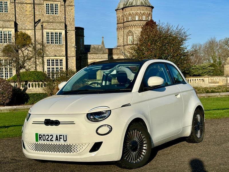 2022 Fiat 500C E ICON