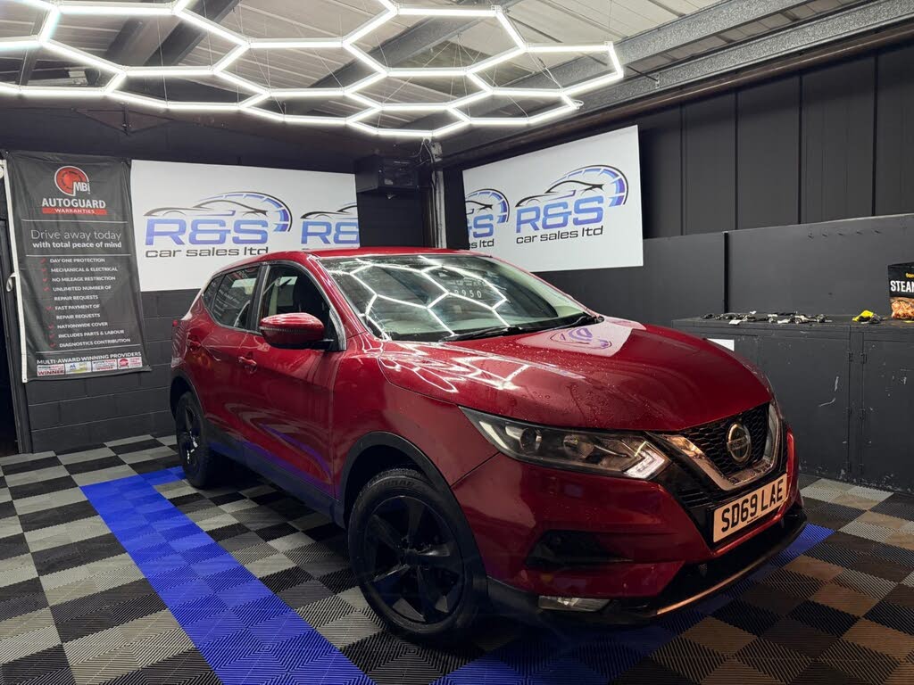 2019 Nissan Qashqai 1.3 DIG-T Acenta Premium (140ps)