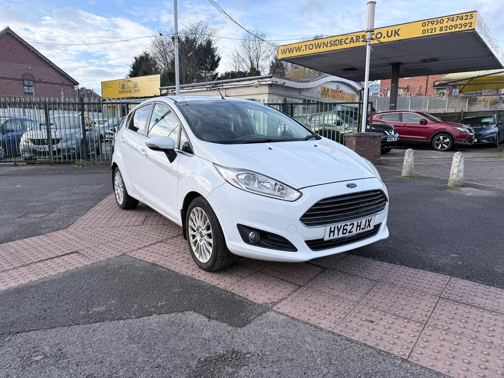 2012 Ford Fiesta 1.6 Titanium (105ps) 5d Powershift