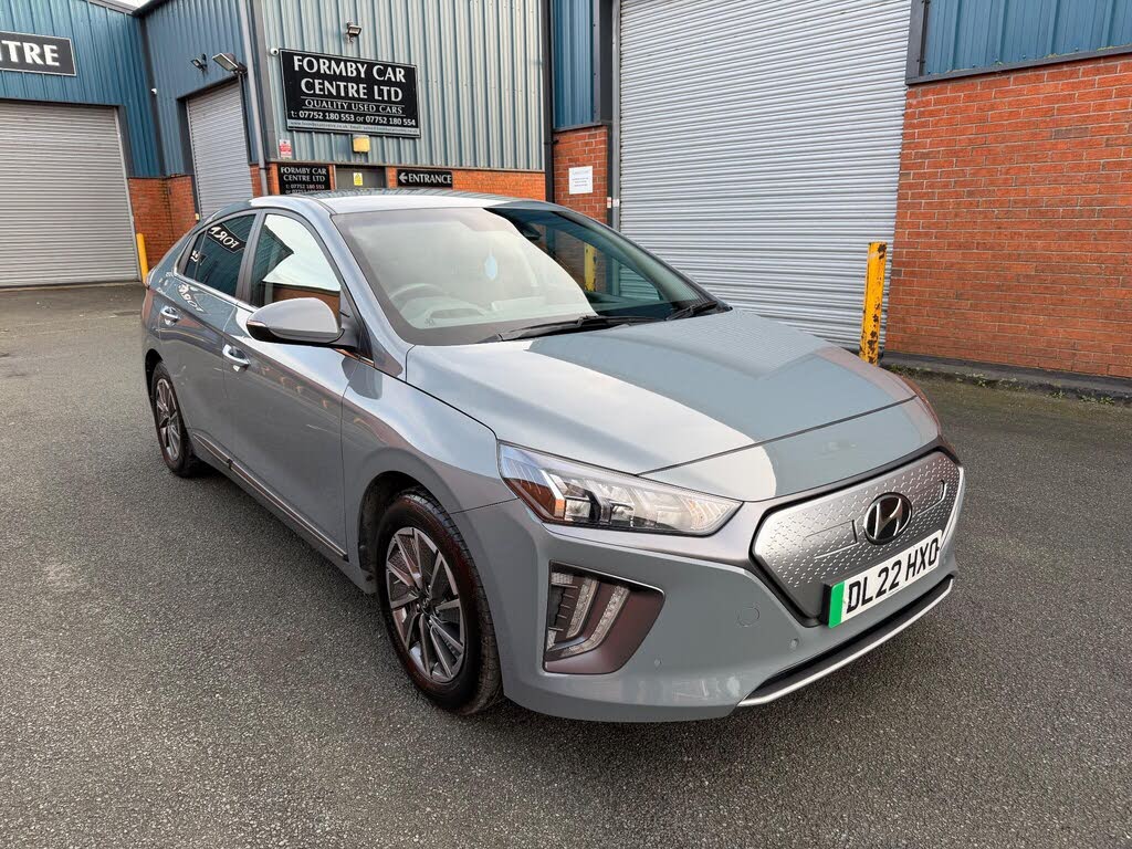 2022 Hyundai IONIQ E Premium SE Electric