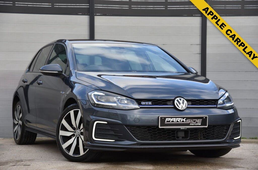 2017 Volkswagen Golf 1.4 TSI GTE Advance (s/s)