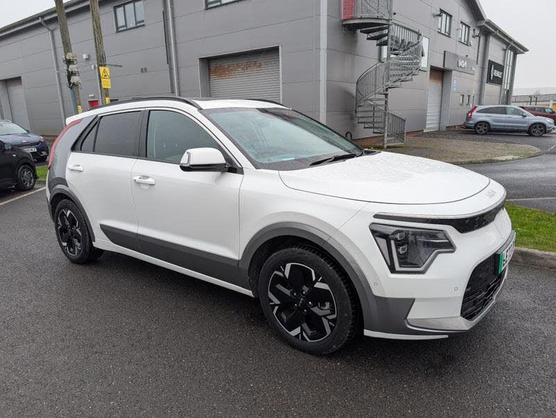 2023 Kia Niro EV E 4 (Heat Pump)