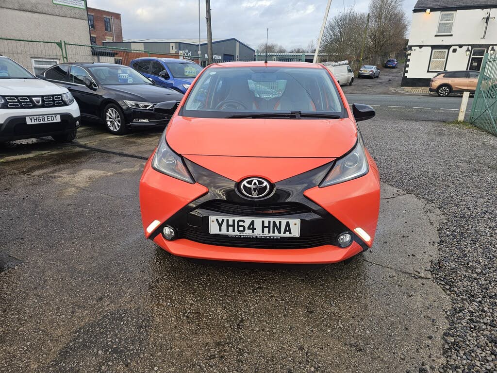 2014 Toyota AYGO 1.0 VVT-i x-cite 5d x-shift