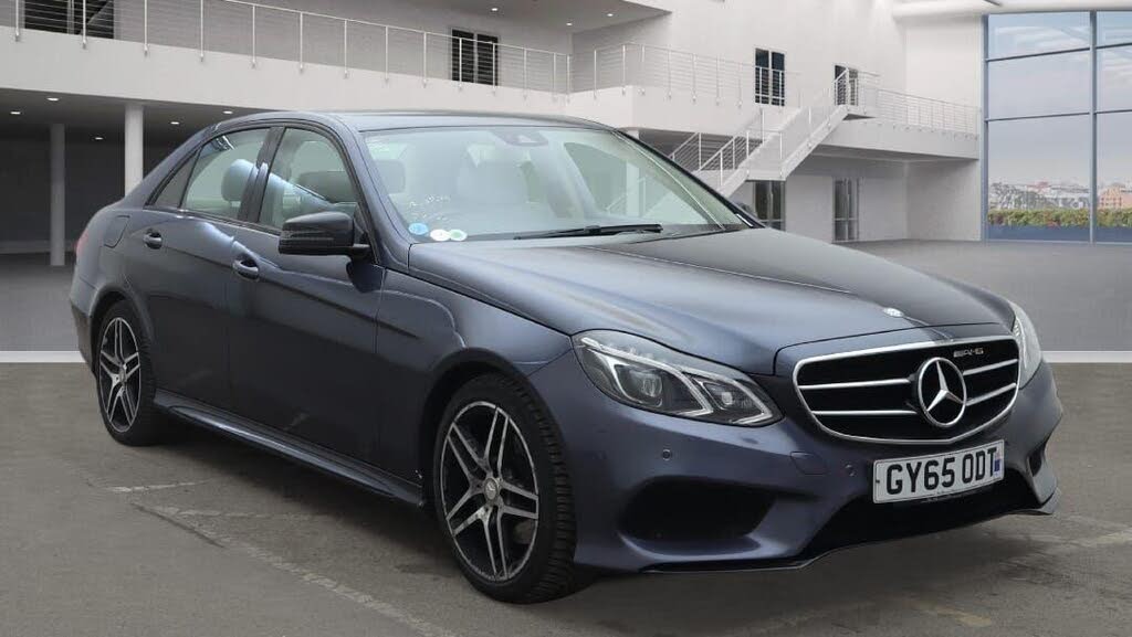 2015 Mercedes-Benz E-Class 2.1CDI E220 AMG Night Edition Saloon 4d