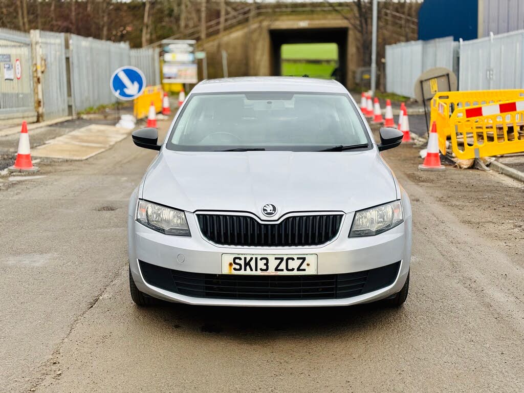 2013 Skoda Octavia 1.2 S Hatchback