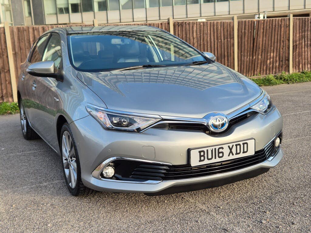 2016 Toyota Auris 1.8 VVT-i HSD Excel Hatchback